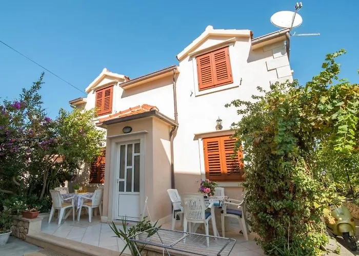Apartments Longo