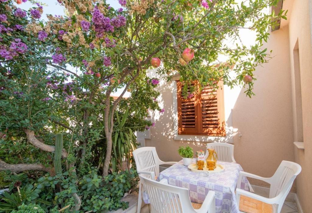 Longo Apartma Supetar