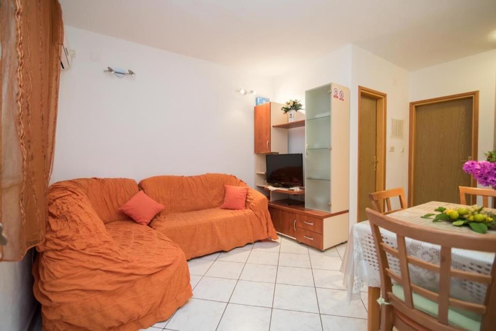 Longo Apartment Supetar